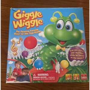 Kids Giggle Wiggle Game Marble Race to the Top Fun Game Caterpillar (4 Players)